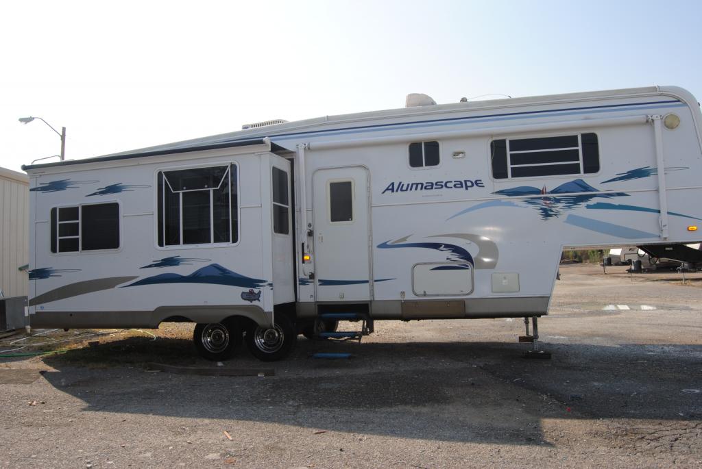 2005 Holiday Rambler Alumascape 31 SKT