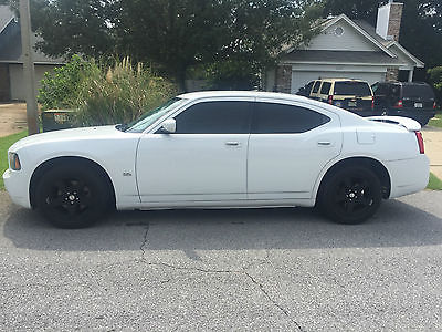 Dodge : Charger SE White 2010 Dodge Charger Low Mileage