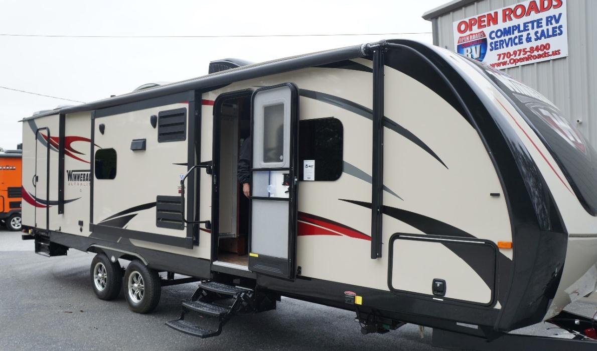 2001 Winnebago Ultimate Advantage