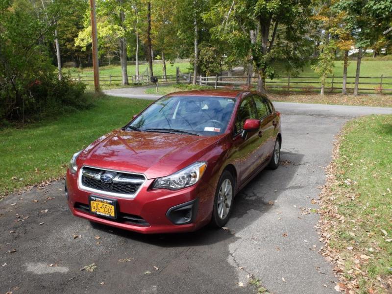 2013 Subaru Impreza Hatchback 2.0i Premium, Red, 33K miles