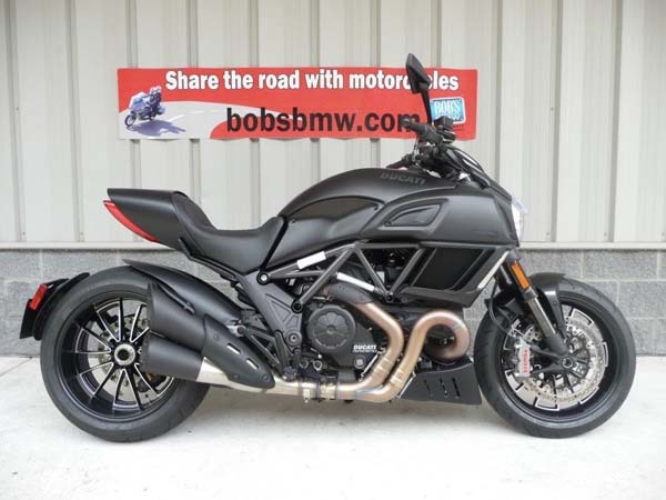 2015 Ducati MONSTER 821 DARK