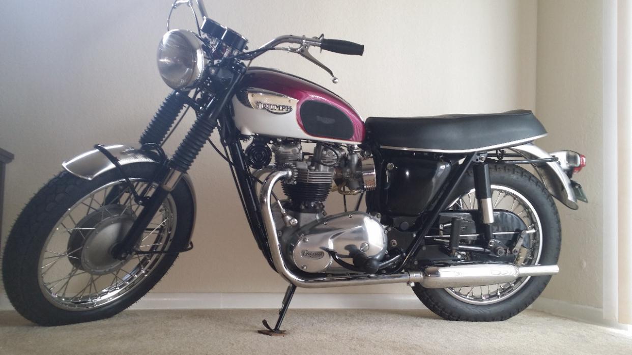 1967 Triumph Bonneville T120R