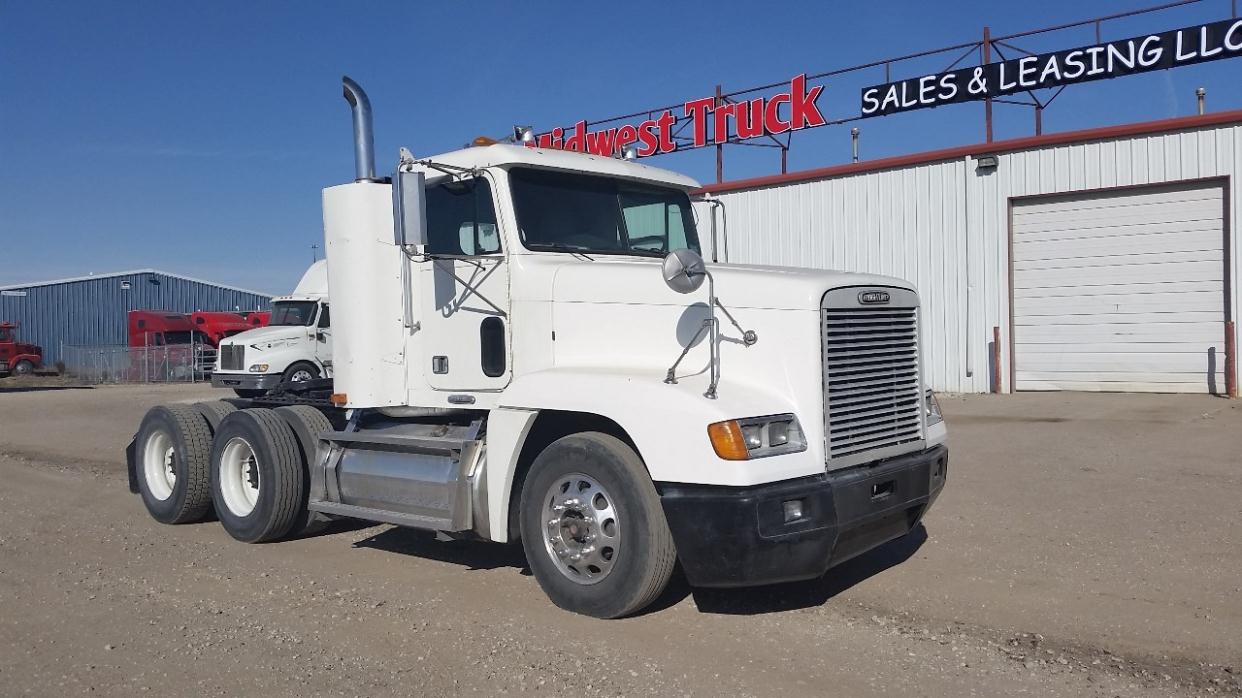 1999 Freightliner Fld12064st