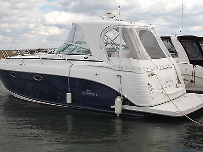 Rinker 360 Express Cruiser