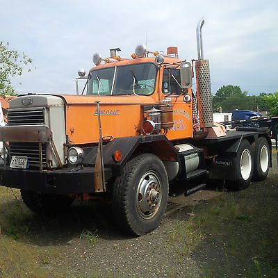 Other Makes 1971 autocar tractor