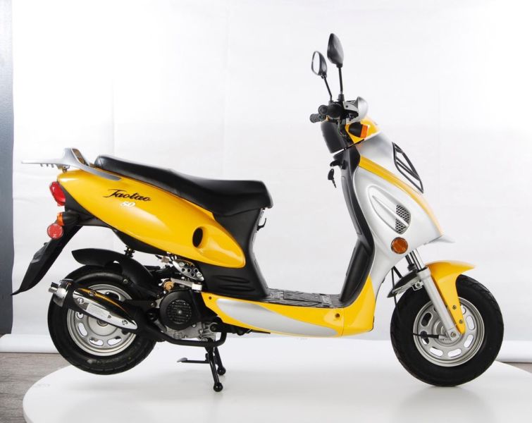 50cc Smooth Rider Moped Scooter