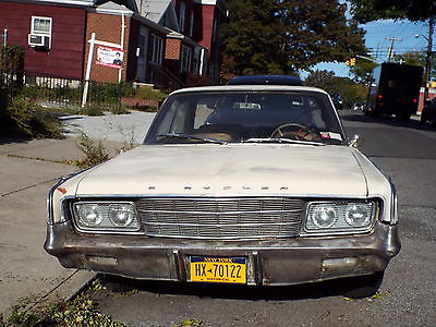 Chrysler : New Yorker 4 door hardtop 1965 chrysler new yorker base 6.7 l