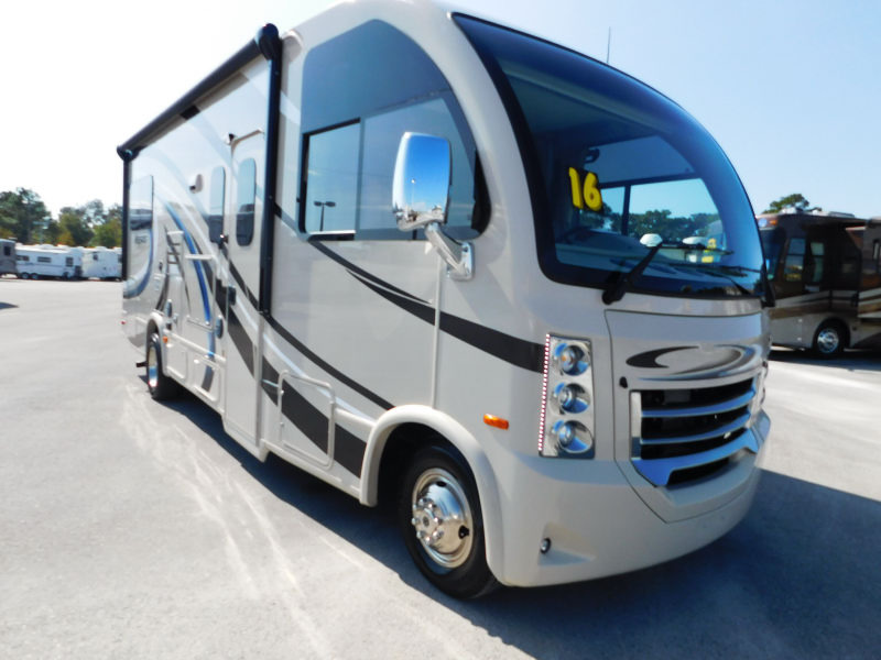 2016 Thor Motor Coach VEGAS 24.1 SLIDE-OUT TWIN/KING BED 3 TV'S 12.5MPG