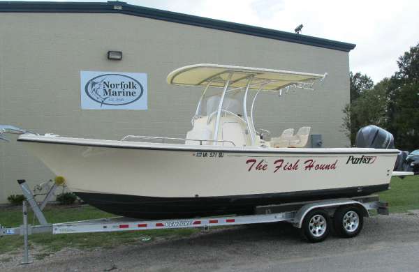 2011  Parker Boats  2300 Center Console