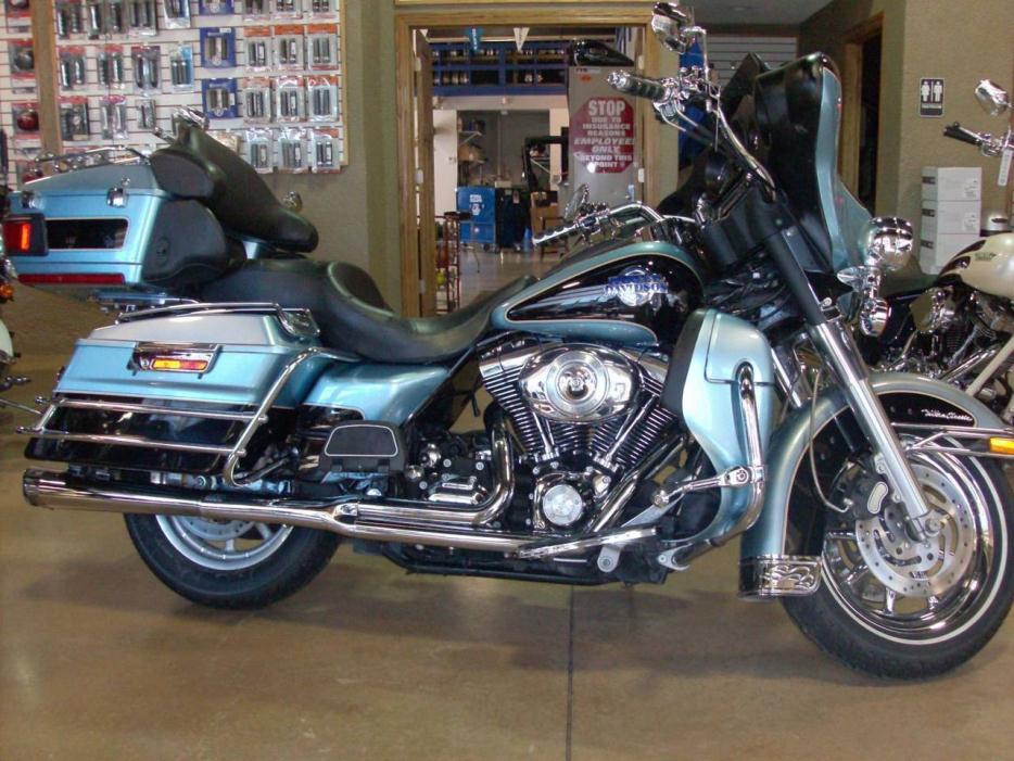 2007  Harley-Davidson  FLHTCUI
