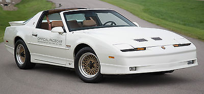Pontiac : Trans Am GTA 1989 20 th anniversary trans am gta turbo pace car 20 k mileage