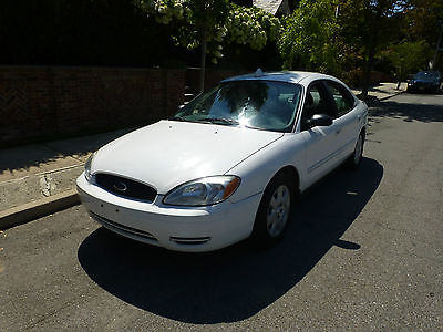 Ford : Taurus LX 2004 ford taurus lx sedan 4 door 3.0 l