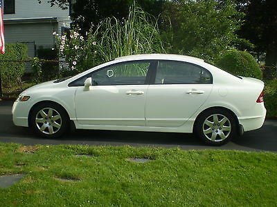 Honda : Civic lx 2011 honda civic 45000 miles just inspected great condition white tan int