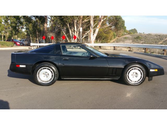 Chevrolet : Corvette 2dr Hatchbac 86 corvette 63 k original 1 owner straight california vette