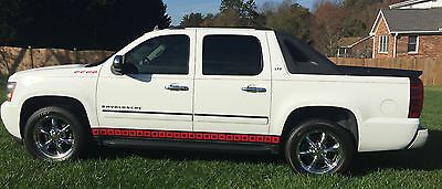 Chevrolet : Avalanche LTZ Crew Cab Pickup 4-Door Chevy Avalanche LTZ, MUST SEE-Looks and Drives like new!