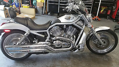 Harley-Davidson : VRSC VERY CLEAN,BEAUTIFUL SHINY CHROME,EXCELLENT CONDITION,LIKE NEW