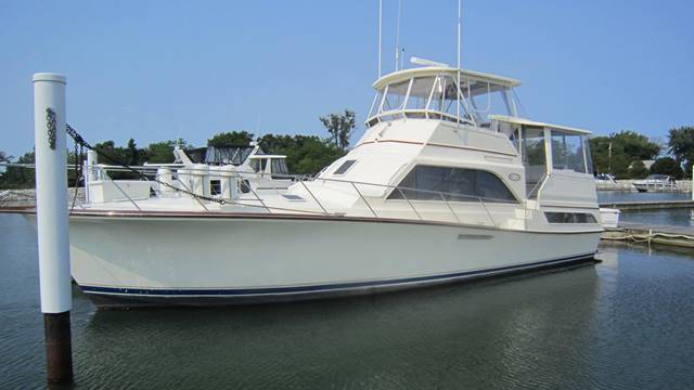 1985 Ocean Yachts 46 Sunliner