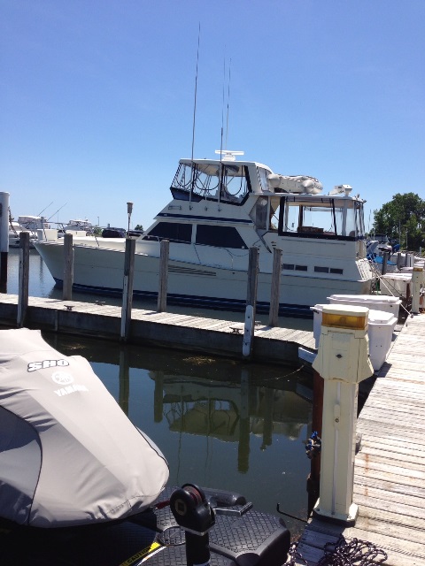 1988 Viking Yachts 44 Motor Yacht