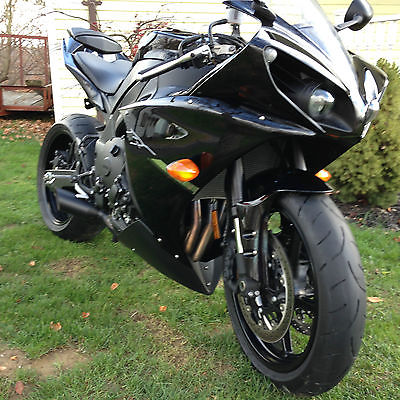 Yamaha : YZF-R 2012 yamaha yzf r 1 with traction control power commander auto tune rls shorty