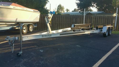 22'-26' Aluminum Boat Trailer with Stainless Steel Package!!!