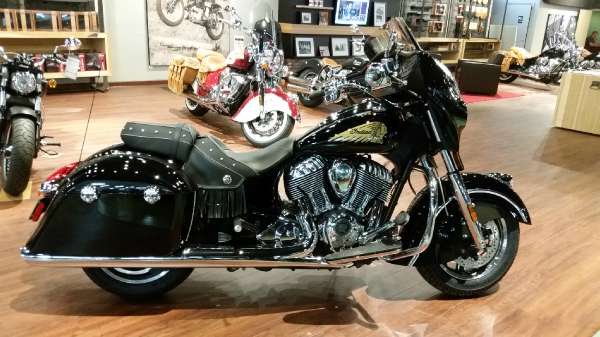 2016  Indian Motorcycle  Chieftain Thunder Black