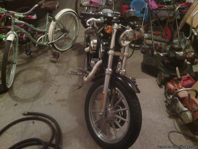 2010 883 Harley Sportster