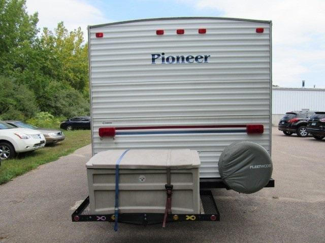 2004 Pioneer, 3