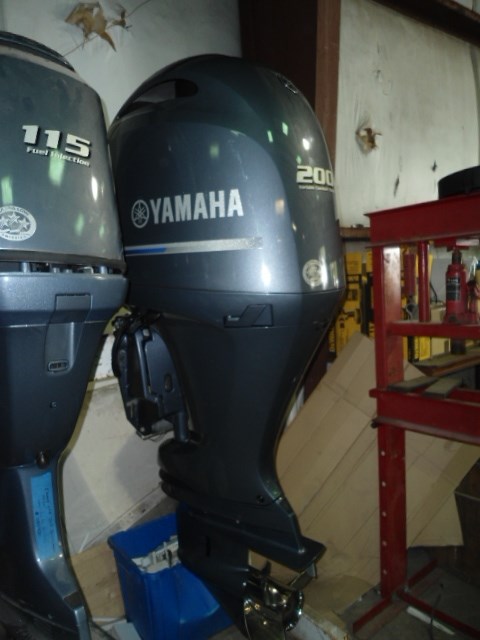 2014 YAMAHA 200XB Engine and Engine Accessories