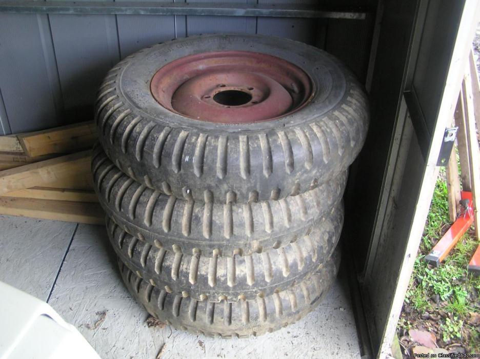 CJ2A Rim and tires, 0