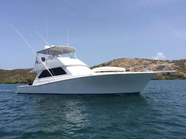 2001 Viking Yachts 50 Convertible