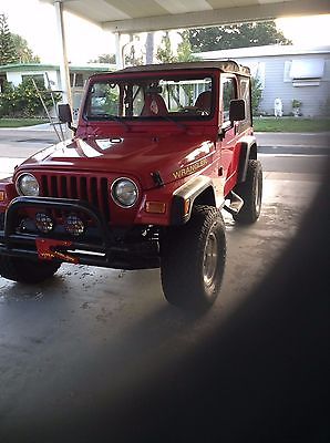 Jeep : Wrangler 2000 jeep wrangler red great condition pre owned