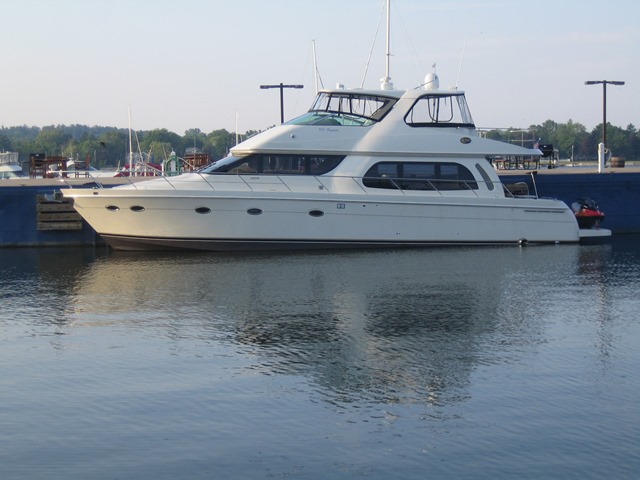 2004 Carver 56 Voyager