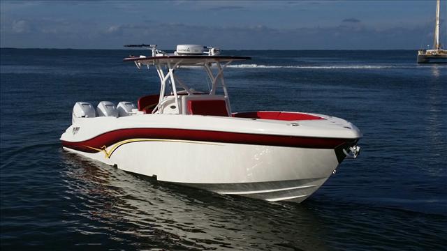 2011 DEEP IMPACT Power Boat 360FS