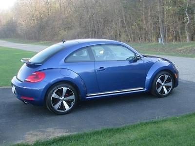 Volkswagen : Beetle - Classic Turbo Hatchback 2-Door 2012 volkswagen beetle turbo hatchback 2 door blue charcoal exterior
