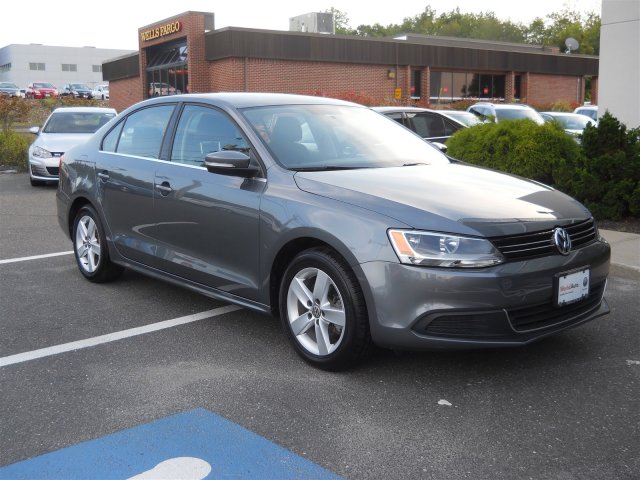 2014 VOLKSWAGEN Jetta Sedan TDI 4dr Sedan 6M w/Premium