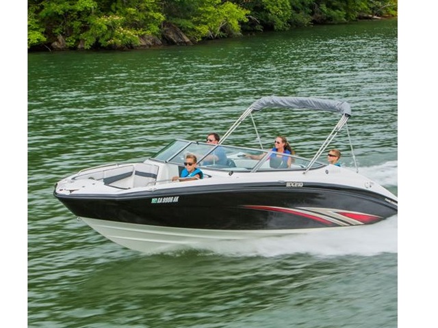 2015 YAMAHA BOATS 21 FT SX210