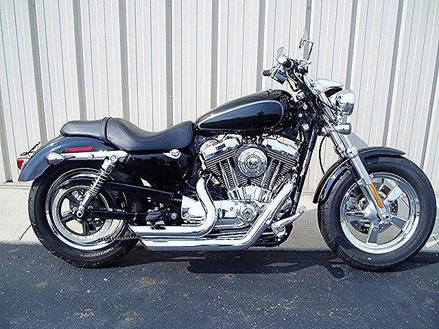 2011  Harley-Davidson  Sportster® 1200 Custom