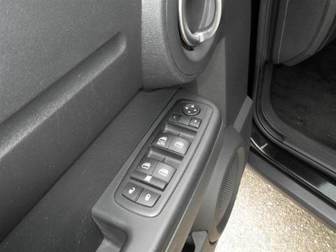 2011 DODGE NITRO 4 DOOR SUV, 2