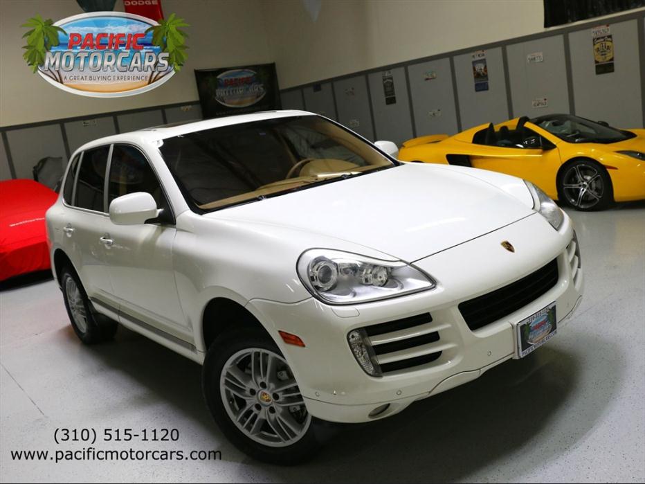 Porsche : Cayenne S Sand White/Sand Beige, New Tires, Navigation, BOSE, AWD, Excellent Condition!!