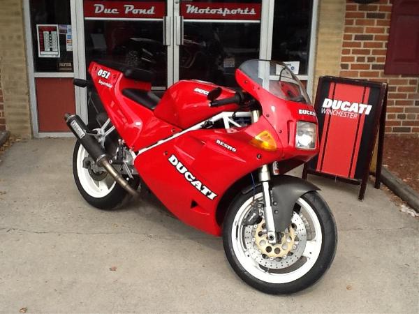 1991  Ducati  851 Superbike