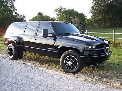Chevrolet : Suburban C3500 1995 chevy suburban dually 454 cubic inch 67.544 original miles