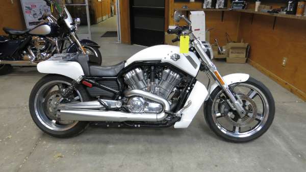 2011  Harley-Davidson  V-Rod Muscle
