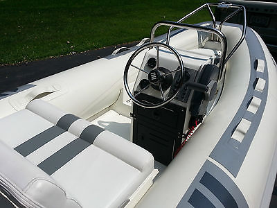 NOVURANIA 335DL*DINGHY* CENTER CONSOLE* YACHT TENDER* 37 HOURS * IMMACULATE