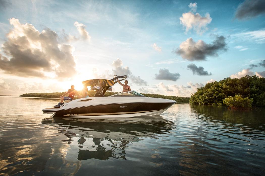 2015 Sea Ray 230 SLX