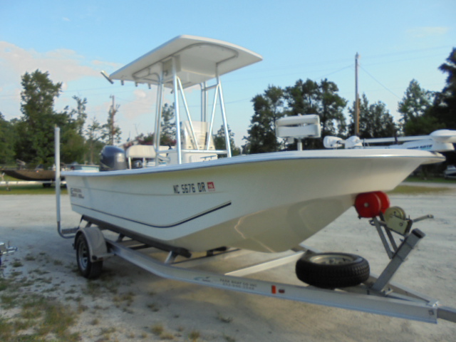 2010 Carolina Skiff DLV SERIES DLV 198