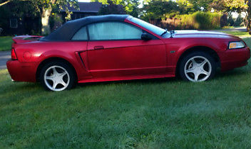 Ford : Mustang GT Convertible 2-Door 2000 ford mustang gt 4.6 automatic convertible 40 000 miles red black top