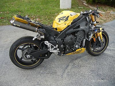 Yamaha : YZF-R R1 Damaged, dropped. Clean Title! Repairable! Similar to cbr zxr r6 gsxr