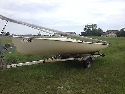 Sail Boat 1973, 15' Chrysler Mutineer