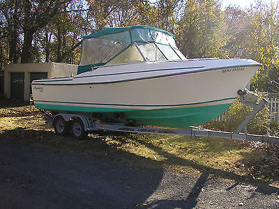 1977 AQUASPORT 246 FAMILY FISHER