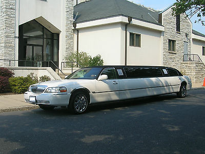 Lincoln : Town Car Signature 2006 lincoln town car 140 stretch limousine by springfield seats 10 12 pax